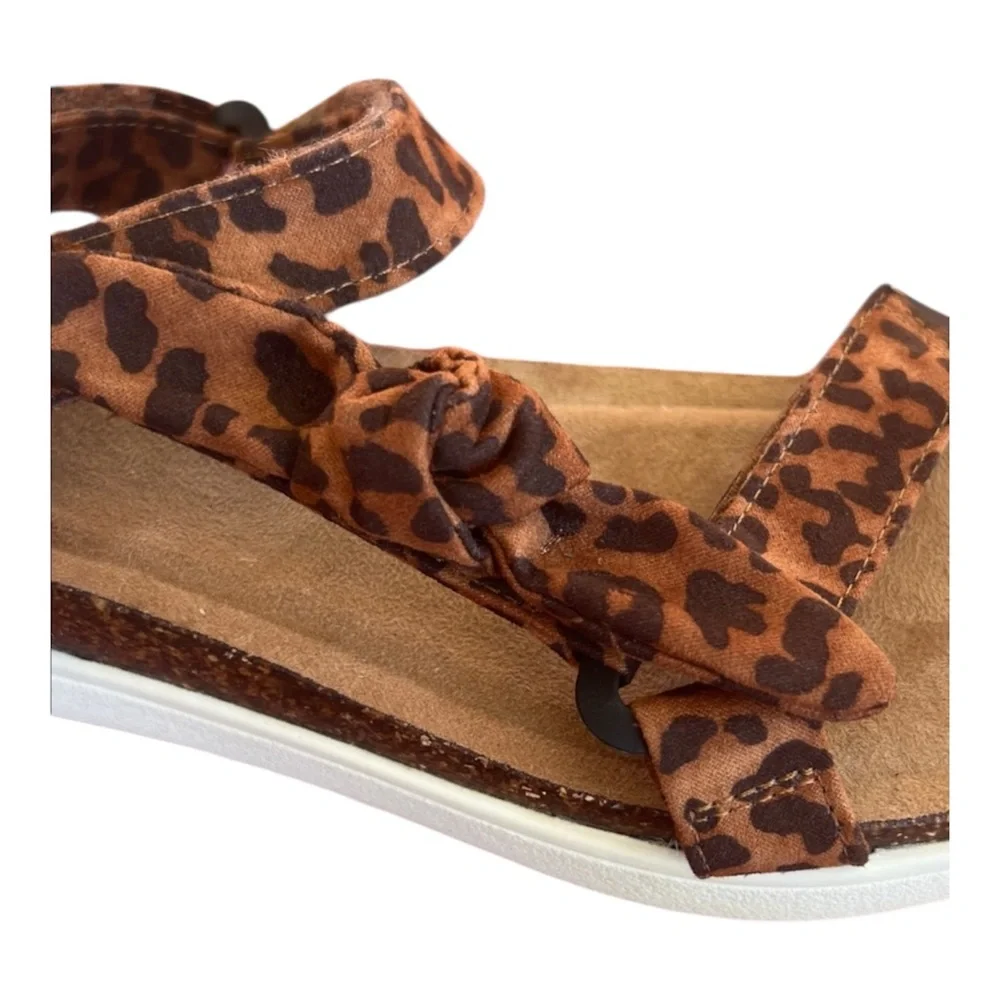 Wonder Nation Sandals